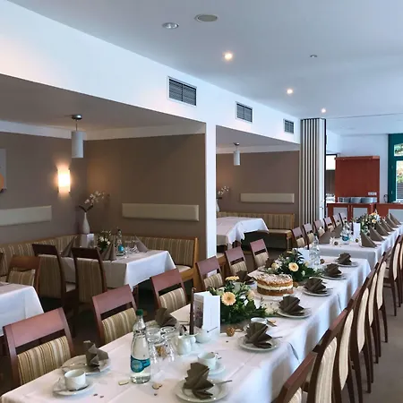 فندق Gut-hotel Pommernhotel