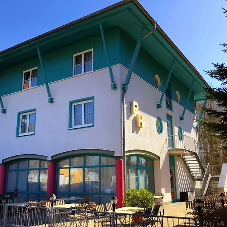 酒店 Gut-hotel Pommernhotel 3*