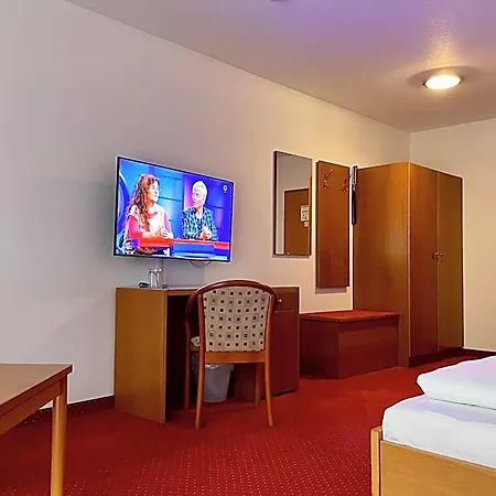 Gut-hotel Pommernhotel Hotel 3*
