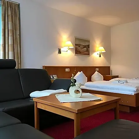 Gut-hotel Pommernhotel Hotel 3*