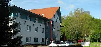 酒店 Gut-hotel Pommernhotel