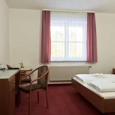 Gut-hotel Pommernhotel 호텔 바르트